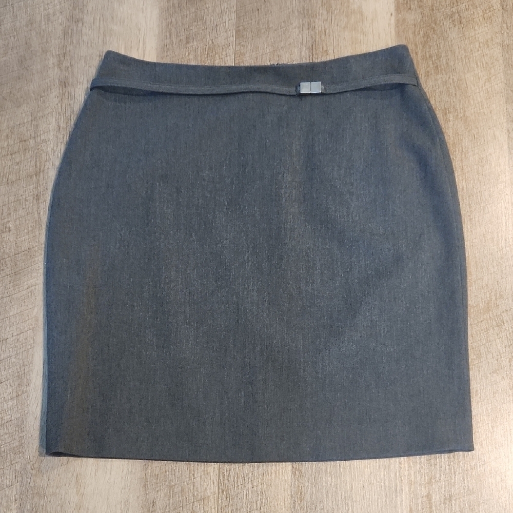 The Limited "STRETCH" Skirt. Size 2